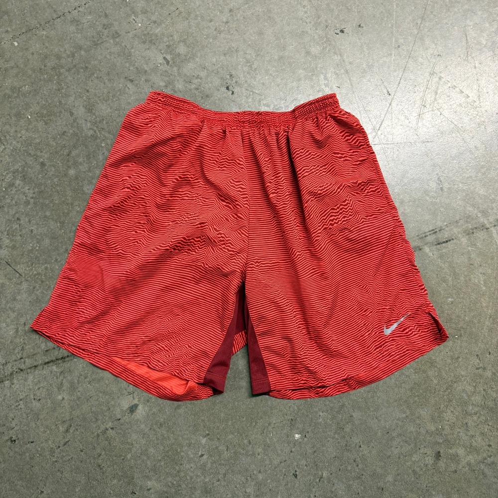 Nike Dri-FIT Mens Running Shorts Red Maroon Wavy Stripe Size Large 7 Inch Inseam